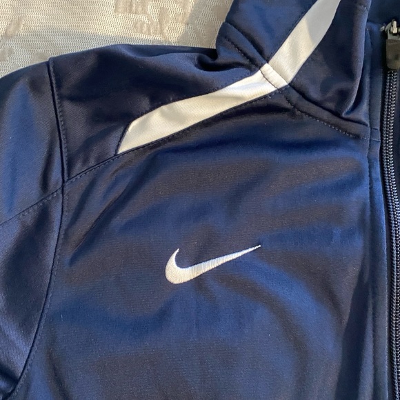 Nike Women's Navy and White Training Jacket Zip Up Small - Picture 8 of 15